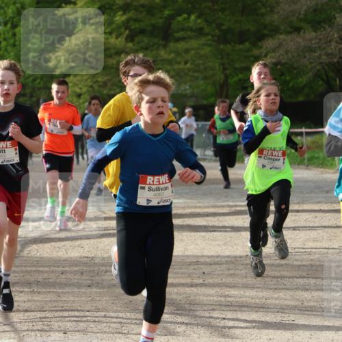 25.04.2026 - Das Zehntel Zöllner http://msf.ph/oto/9591231 25.04.2026 08:38:20 Laufen 2053, 4063, 1887, 4012 meine-sportfotos.de