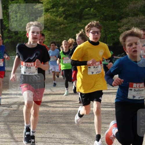 25.04.2026 - Das Zehntel Zöllner http://msf.ph/oto/9591234 25.04.2026 08:38:21 Laufen 2053, 2058, 4063, 1887 meine-sportfotos.de