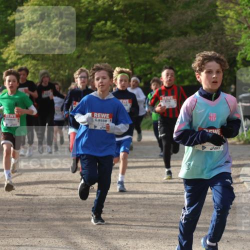 25.04.2026 - Das Zehntel Zöllner http://msf.ph/oto/9591264 25.04.2026 08:38:28 Laufen 2153, 90, 39 meine-sportfotos.de