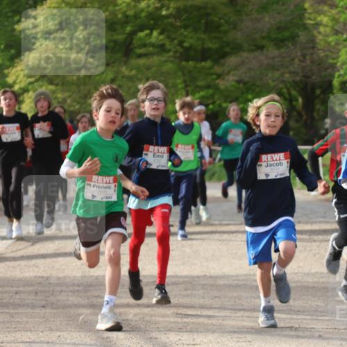 25.04.2026 - Das Zehntel Zöllner http://msf.ph/oto/9591272 25.04.2026 08:38:30 Laufen 1696, 2157, 3574, 2153 meine-sportfotos.de