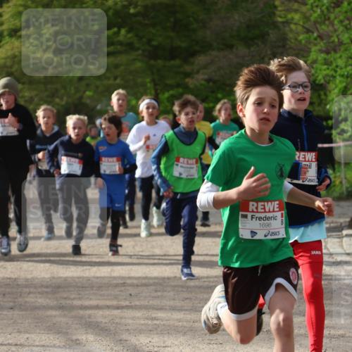 25.04.2026 - Das Zehntel Zöllner http://msf.ph/oto/9591278 25.04.2026 08:38:31 Laufen 1696 meine-sportfotos.de
