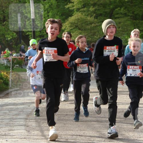 25.04.2026 - Das Zehntel Zöllner http://msf.ph/oto/9591287 25.04.2026 08:38:34 Laufen 3672, 367, 2276, 2263 meine-sportfotos.de