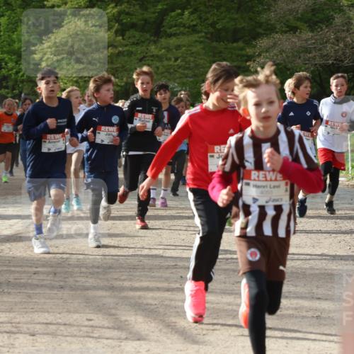 25.04.2026 - Das Zehntel Zöllner http://msf.ph/oto/9591341 25.04.2026 08:38:48 Laufen 4066 meine-sportfotos.de