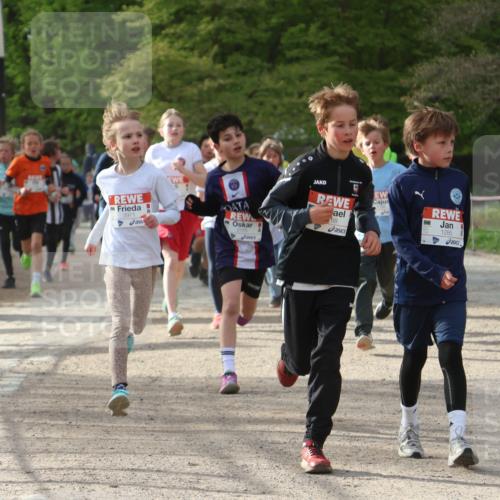 25.04.2026 - Das Zehntel Zöllner http://msf.ph/oto/9591358 25.04.2026 08:38:52 Laufen 3971, 2175, 68, 1285, 4010 meine-sportfotos.de