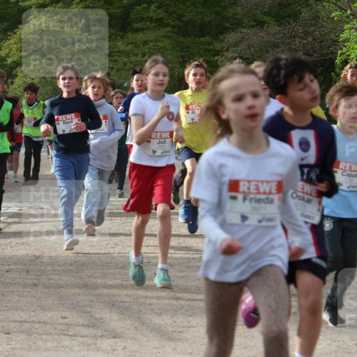 25.04.2026 - Das Zehntel Zöllner http://msf.ph/oto/9591370 25.04.2026 08:38:54 Laufen 2900 meine-sportfotos.de