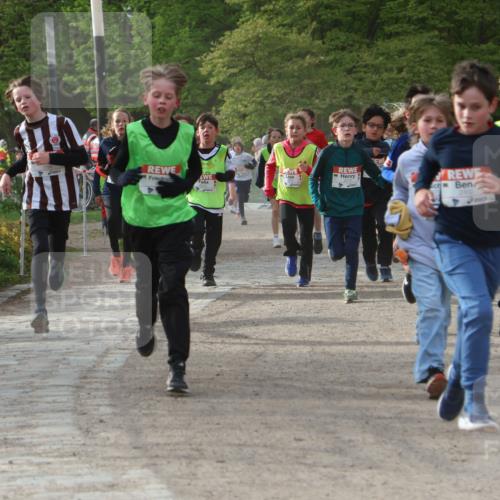 25.04.2026 - Das Zehntel Zöllner http://msf.ph/oto/9591379 25.04.2026 08:38:56 Laufen 1794 meine-sportfotos.de