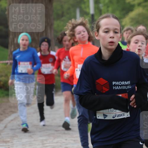 25.04.2026 - Das Zehntel Zöllner http://msf.ph/oto/9591409 25.04.2026 08:39:02 Laufen 1882 meine-sportfotos.de