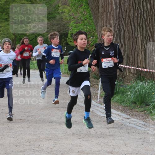 25.04.2026 - Das Zehntel Zöllner http://msf.ph/oto/9591428 25.04.2026 08:39:09 Laufen 1465 meine-sportfotos.de
