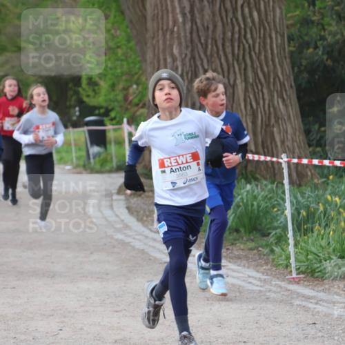 25.04.2026 - Das Zehntel Zöllner http://msf.ph/oto/9591436 25.04.2026 08:39:10 Laufen 3563 meine-sportfotos.de