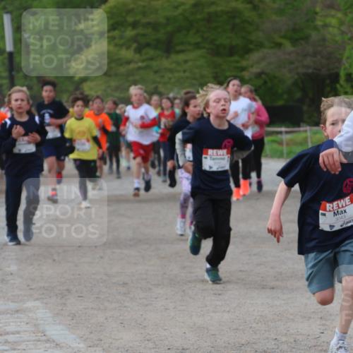 25.04.2026 - Das Zehntel Zöllner http://msf.ph/oto/9591445 25.04.2026 08:39:13 Laufen 3043, 1022 meine-sportfotos.de