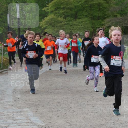 25.04.2026 - Das Zehntel Zöllner http://msf.ph/oto/9591448 25.04.2026 08:39:13 Laufen 3044 meine-sportfotos.de