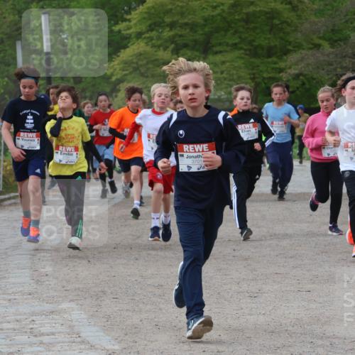 25.04.2026 - Das Zehntel Zöllner http://msf.ph/oto/9591453 25.04.2026 08:39:15 Laufen 3701, 1286 meine-sportfotos.de