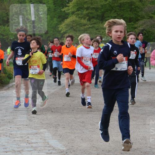 25.04.2026 - Das Zehntel Zöllner http://msf.ph/oto/9591454 25.04.2026 08:39:16 Laufen 3701 meine-sportfotos.de