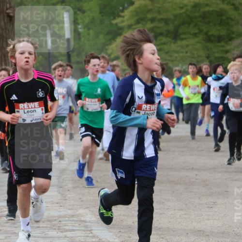 25.04.2026 - Das Zehntel Zöllner http://msf.ph/oto/9591493 25.04.2026 08:39:26 Laufen 3600, 1584, 958 meine-sportfotos.de