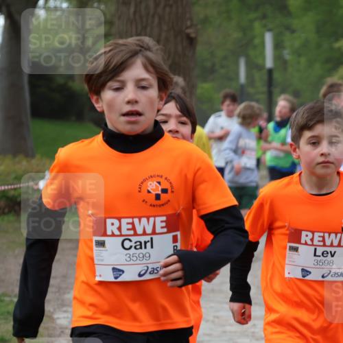 25.04.2026 - Das Zehntel Zöllner http://msf.ph/oto/9591504 25.04.2026 08:39:28 Laufen 3599, 3599, 3598, 13 meine-sportfotos.de