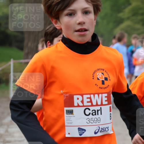25.04.2026 - Das Zehntel Zöllner http://msf.ph/oto/9591505 25.04.2026 08:39:28 Laufen 2026, 3599, 3599, 3598 meine-sportfotos.de