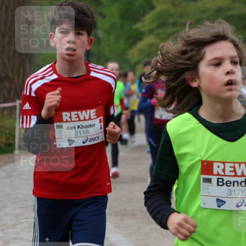 25.04.2026 - Das Zehntel Zöllner http://msf.ph/oto/9591530 25.04.2026 08:39:35 Laufen 3118, 3176 meine-sportfotos.de