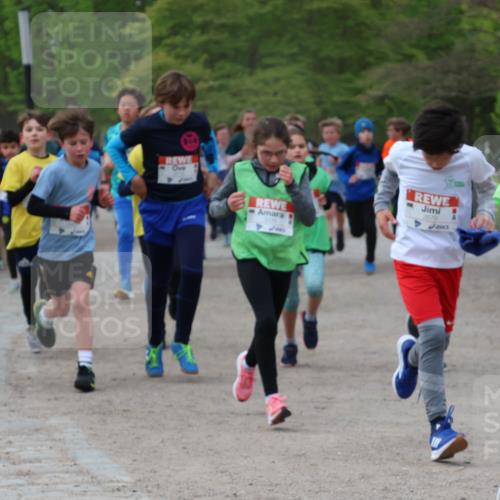 25.04.2026 - Das Zehntel Zöllner http://msf.ph/oto/9591541 25.04.2026 08:39:38 Laufen 3570 meine-sportfotos.de