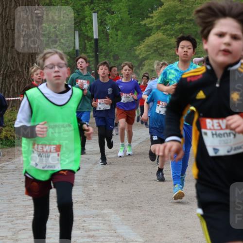 25.04.2026 - Das Zehntel Zöllner http://msf.ph/oto/9591555 25.04.2026 08:39:41 Laufen 3332, 2027 meine-sportfotos.de