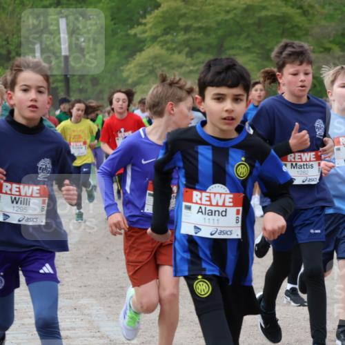 25.04.2026 - Das Zehntel Zöllner http://msf.ph/oto/9591569 25.04.2026 08:39:44 Laufen 1295, 18, 1111, 1282, 2044 meine-sportfotos.de