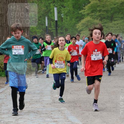 25.04.2026 - Das Zehntel Zöllner http://msf.ph/oto/9591581 25.04.2026 08:39:46 Laufen 3397, 2726, 2671, 3428 meine-sportfotos.de