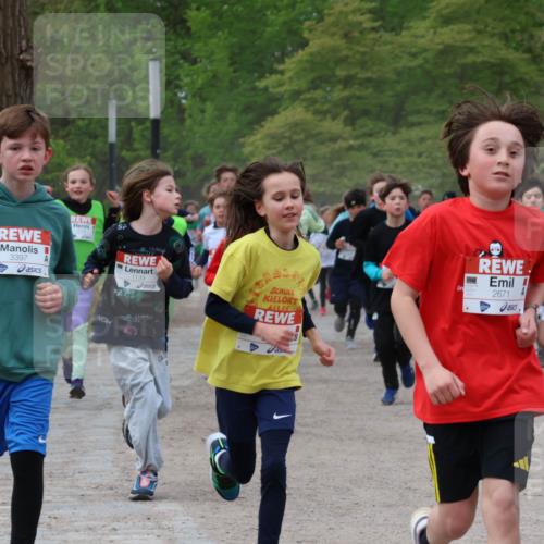 25.04.2026 - Das Zehntel Zöllner http://msf.ph/oto/9591585 25.04.2026 08:39:48 Laufen 832, 3397, 1139, 2760, 2671, 1325 meine-sportfotos.de