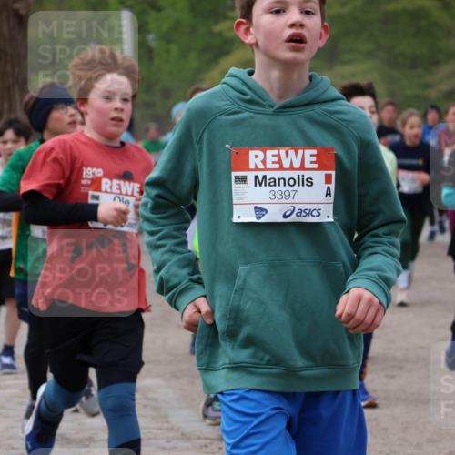 25.04.2026 - Das Zehntel Zöllner http://msf.ph/oto/9591596 25.04.2026 08:39:50 Laufen 1932, 3397, 3397 meine-sportfotos.de