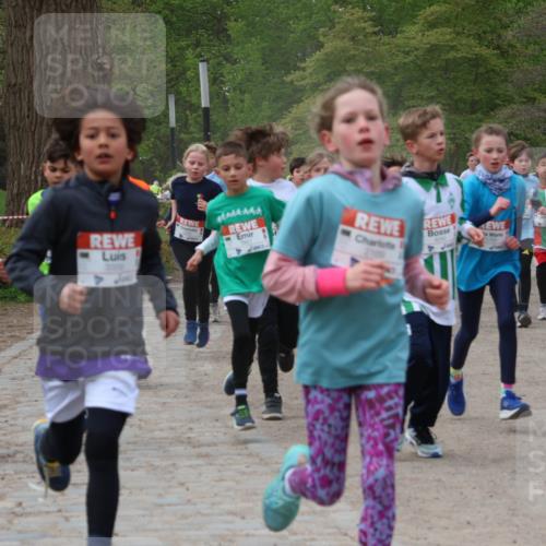 25.04.2026 - Das Zehntel Zöllner http://msf.ph/oto/9591615 25.04.2026 08:39:55 Laufen 3069 meine-sportfotos.de
