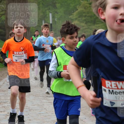 25.04.2026 - Das Zehntel Zöllner http://msf.ph/oto/9591624 25.04.2026 08:39:58 Laufen 3585, 1279 meine-sportfotos.de