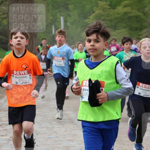 25.04.2026 - Das Zehntel Zöllner http://msf.ph/oto/9591627 25.04.2026 08:39:58 Laufen 3585, 32, 2282 meine-sportfotos.de