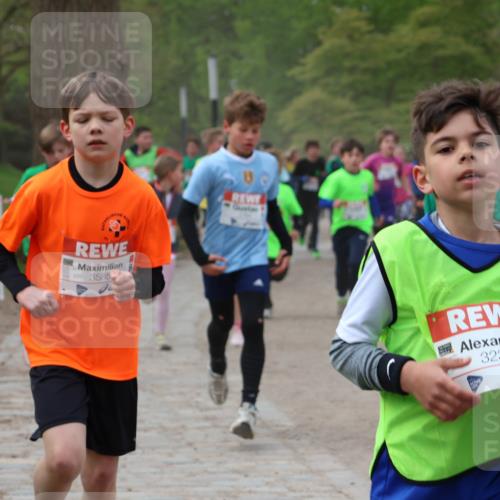 25.04.2026 - Das Zehntel Zöllner http://msf.ph/oto/9591629 25.04.2026 08:39:59 Laufen 3585, 80, 3231, 22 meine-sportfotos.de