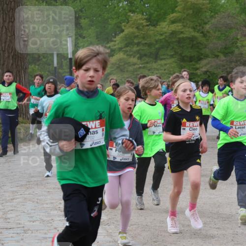 25.04.2026 - Das Zehntel Zöllner http://msf.ph/oto/9591636 25.04.2026 08:40:01 Laufen 702, 2299, 1514, 1509 meine-sportfotos.de