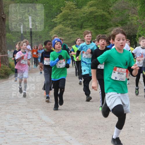25.04.2026 - Das Zehntel Zöllner http://msf.ph/oto/9591649 25.04.2026 08:40:04 Laufen 1739, 1699 meine-sportfotos.de