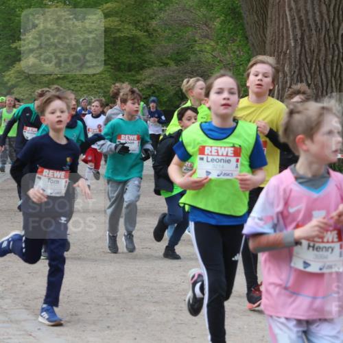 25.04.2026 - Das Zehntel Zöllner http://msf.ph/oto/9591669 25.04.2026 08:40:08 Laufen 2300, 3214, 3964 meine-sportfotos.de
