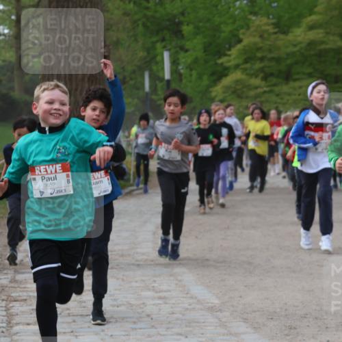 25.04.2026 - Das Zehntel Zöllner http://msf.ph/oto/9591705 25.04.2026 08:40:17 Laufen 3652, 3605, 3963, 0 meine-sportfotos.de