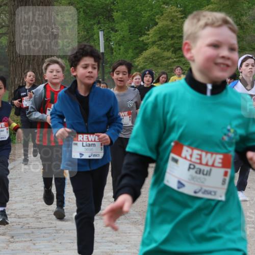 25.04.2026 - Das Zehntel Zöllner http://msf.ph/oto/9591709 25.04.2026 08:40:18 Laufen 3040, 3695, 3662, 4047 meine-sportfotos.de