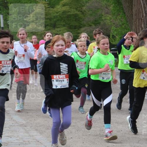 25.04.2026 - Das Zehntel Zöllner http://msf.ph/oto/9591728 25.04.2026 08:40:23 Laufen 30, 1027, 2332, 1515 meine-sportfotos.de