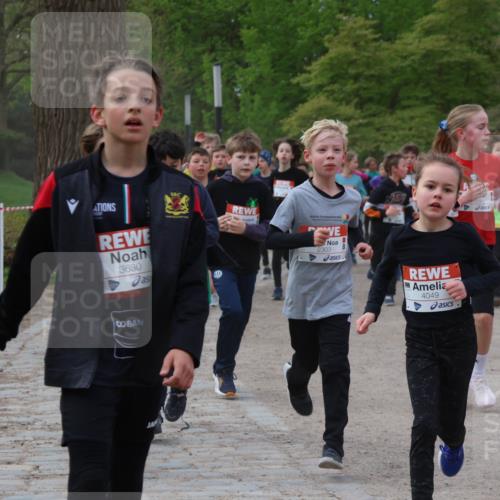 25.04.2026 - Das Zehntel Zöllner http://msf.ph/oto/9591740 25.04.2026 08:40:26 Laufen 3630, 2303, 4049, 2166 meine-sportfotos.de