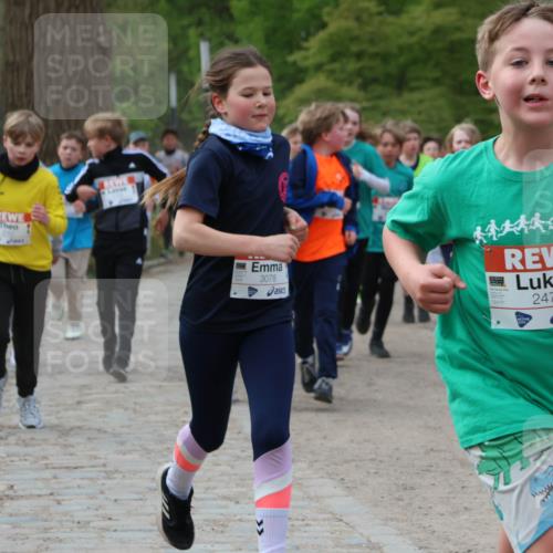 25.04.2026 - Das Zehntel Zöllner http://msf.ph/oto/9591774 25.04.2026 08:40:34 Laufen 3078, 44444444, 2470, 3087 meine-sportfotos.de