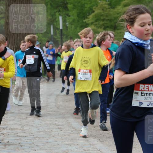 25.04.2026 - Das Zehntel Zöllner http://msf.ph/oto/9591778 25.04.2026 08:40:35 Laufen 2824, 3078 meine-sportfotos.de