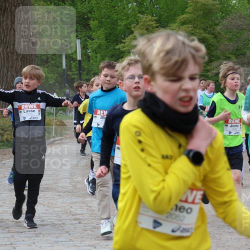 25.04.2026 - Das Zehntel Zöllner http://msf.ph/oto/9591785 25.04.2026 08:40:37 Laufen 2171, 2155, 177, 2062, 3182, 2984 meine-sportfotos.de