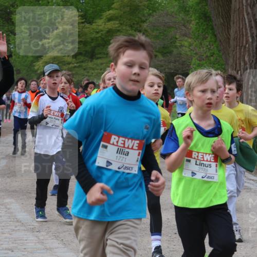 25.04.2026 - Das Zehntel Zöllner http://msf.ph/oto/9591794 25.04.2026 08:40:39 Laufen 2155, 341, 1771, 3178 meine-sportfotos.de