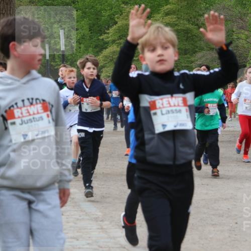 25.04.2026 - Das Zehntel Zöllner http://msf.ph/oto/9591800 25.04.2026 08:40:41 Laufen 2171, 2136 meine-sportfotos.de