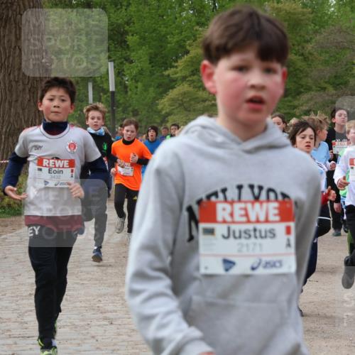 25.04.2026 - Das Zehntel Zöllner http://msf.ph/oto/9591807 25.04.2026 08:40:42 Laufen 3432, 2171, 3356 meine-sportfotos.de