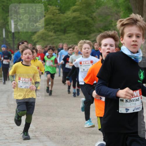 25.04.2026 - Das Zehntel Zöllner http://msf.ph/oto/9591822 25.04.2026 08:40:46 Laufen 1987, 1718 meine-sportfotos.de