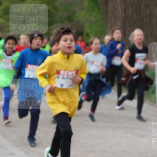 25.04.2026 - Das Zehntel Zöllner http://msf.ph/oto/9591828 25.04.2026 08:40:48 Laufen 690 meine-sportfotos.de