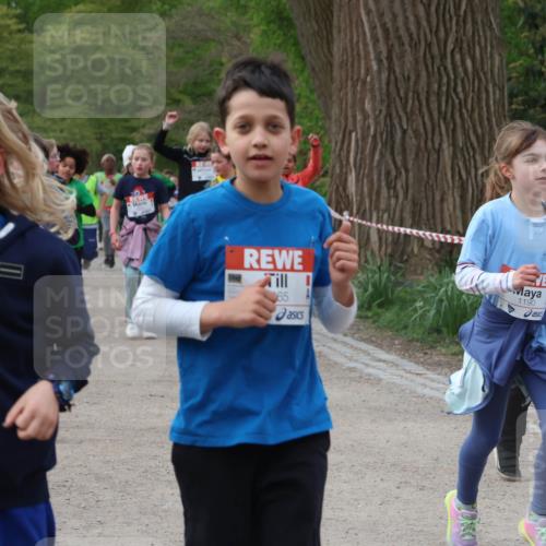 25.04.2026 - Das Zehntel Zöllner http://msf.ph/oto/9591843 25.04.2026 08:40:51 Laufen 65, 1190, 1183 meine-sportfotos.de