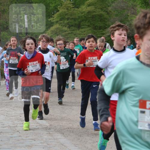 25.04.2026 - Das Zehntel Zöllner http://msf.ph/oto/9591870 25.04.2026 08:40:57 Laufen 5, 2605, 1631 meine-sportfotos.de