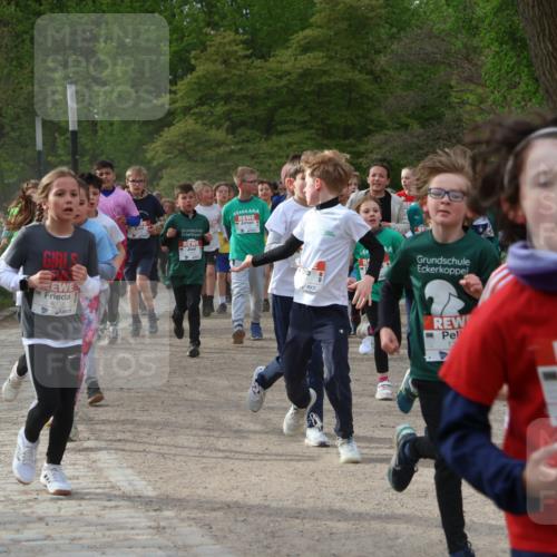 25.04.2026 - Das Zehntel Zöllner http://msf.ph/oto/9591878 25.04.2026 08:40:59 Laufen 4003, 13, 2605 meine-sportfotos.de