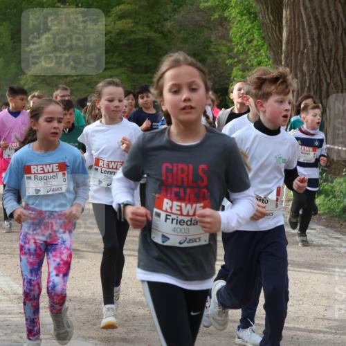 25.04.2026 - Das Zehntel Zöllner http://msf.ph/oto/9591886 25.04.2026 08:41:01 Laufen 1160, 3547, 4003, 444444 meine-sportfotos.de